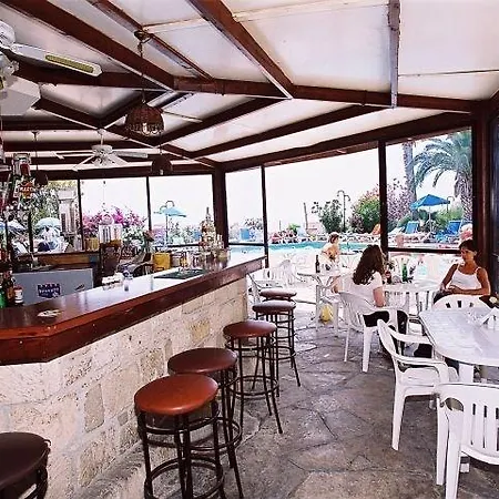 Hilltop Gardens Appart hôtel 3*