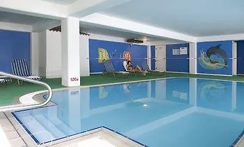 Hilltop Gardens Apart-hotel